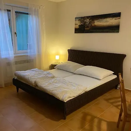 Apartman Nova Zivohost, Slapy, Slapska Prehrada. Pouze Tydenni Pobyt So -so Apartment
